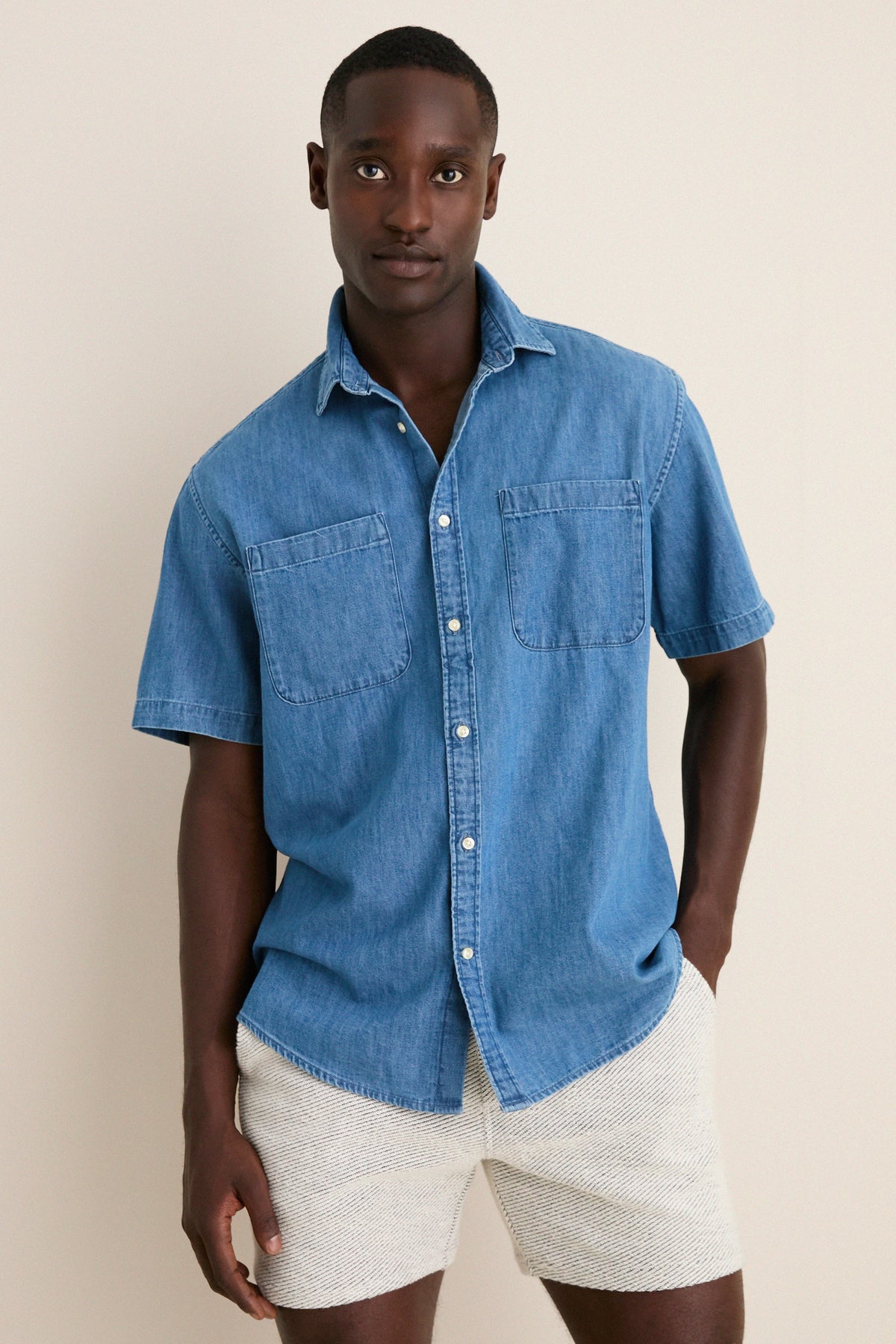 Chambray Ashbrooke Short Sleeve Shirt