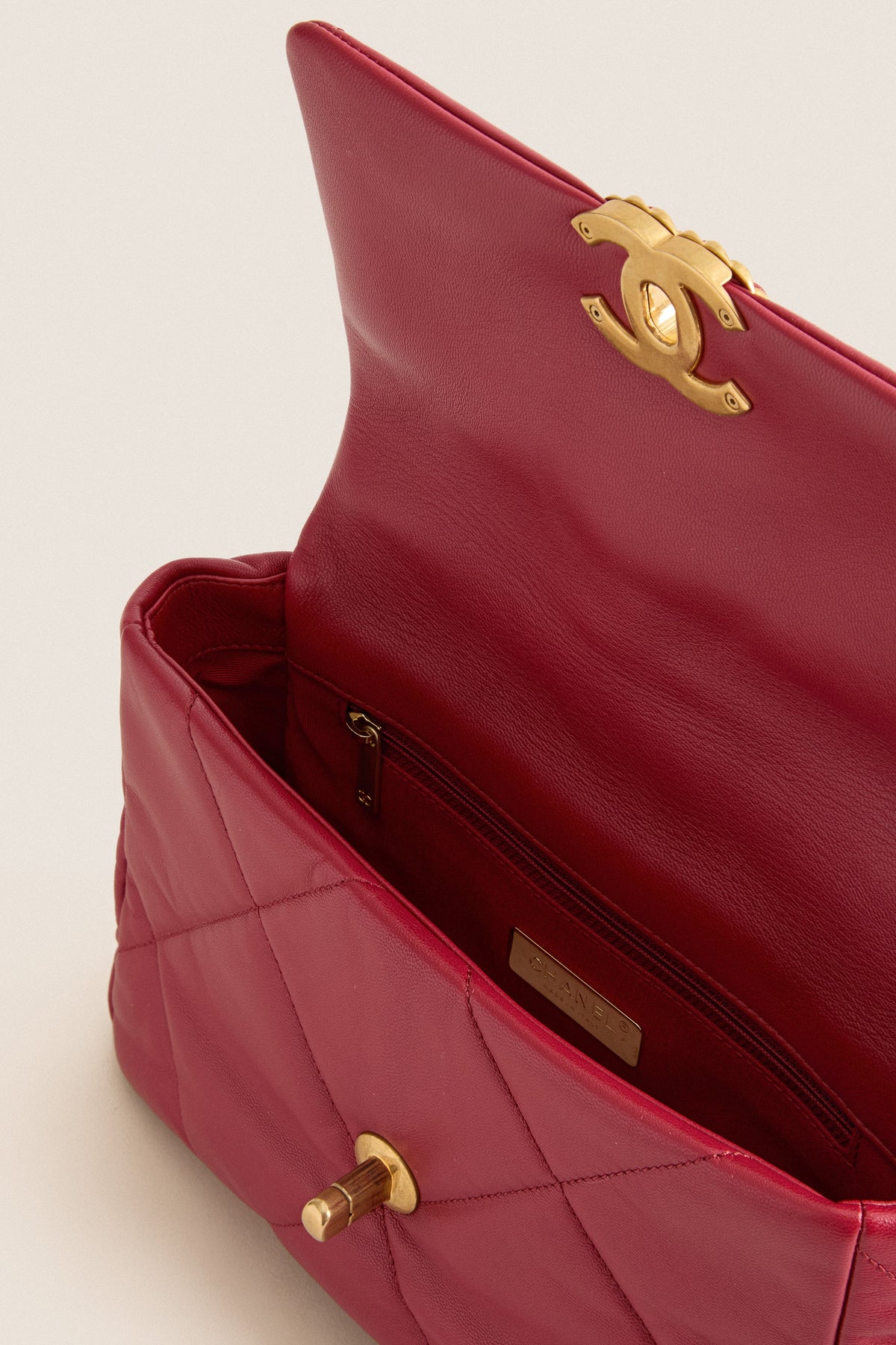CHANEL Red 19 Chain Shoulder Bag