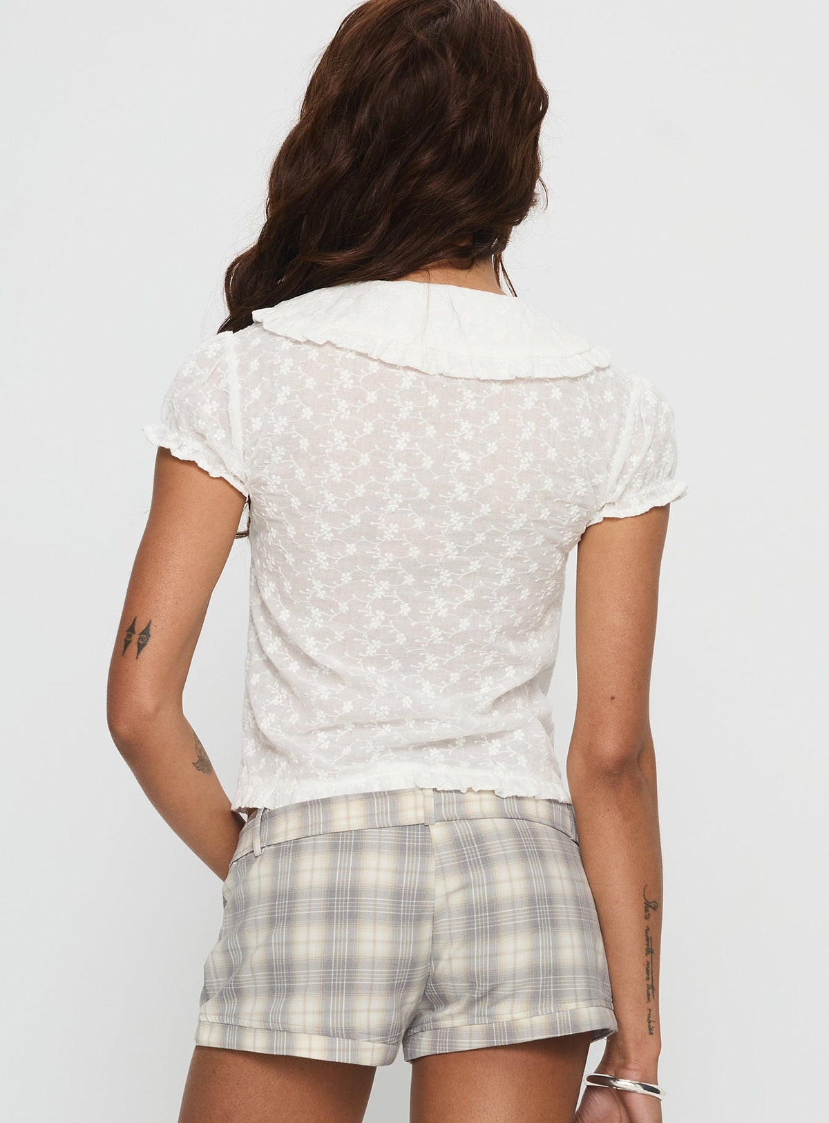 Angellika Oversized Collar Button Up Top White